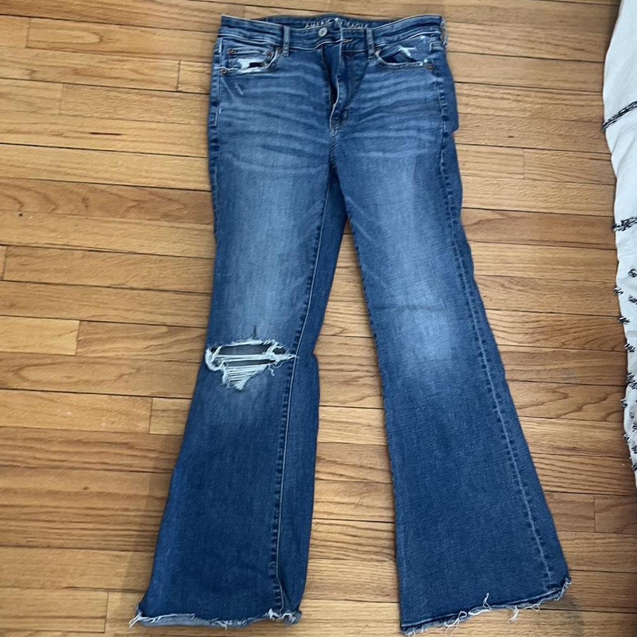 American Eagle Flare Jeans Size 6 #flarejeans - Depop