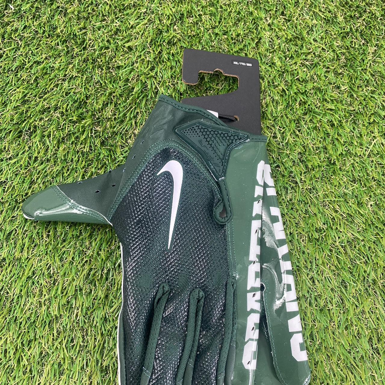 Supreme x Nike vapormax football gloves size M - Depop
