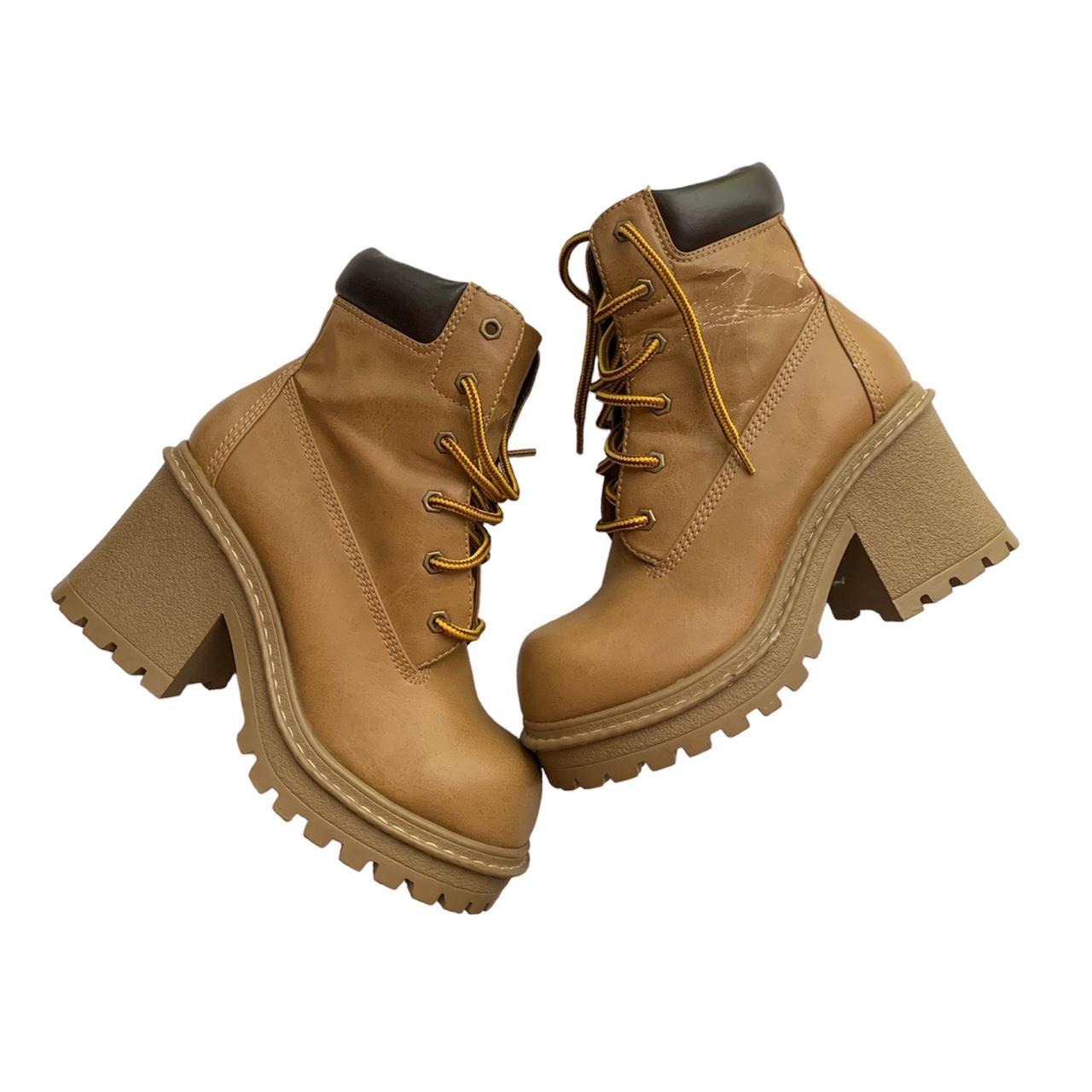 Lei platform clearance boots