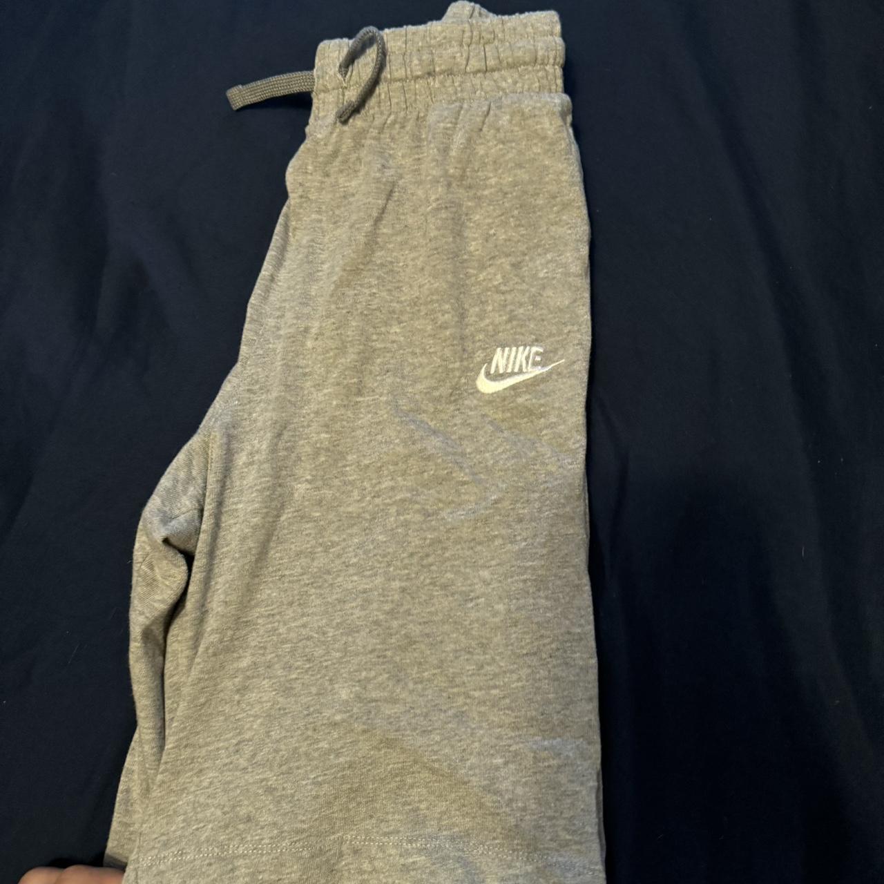 Nike Fleece Shorts Kids L/ Fits like a Men’s S Depop