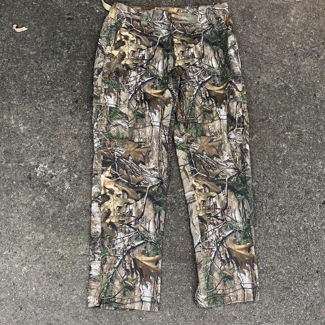 Vintage browning real tree camo cargo pants Size... - Depop