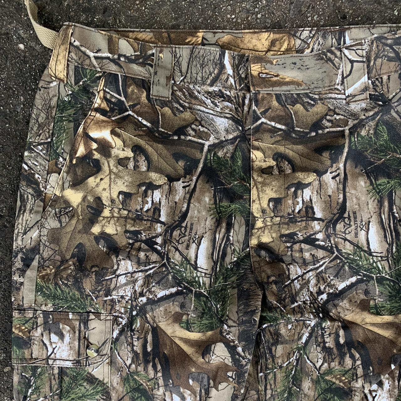 Vintage browning real tree camo cargo pants Size... - Depop