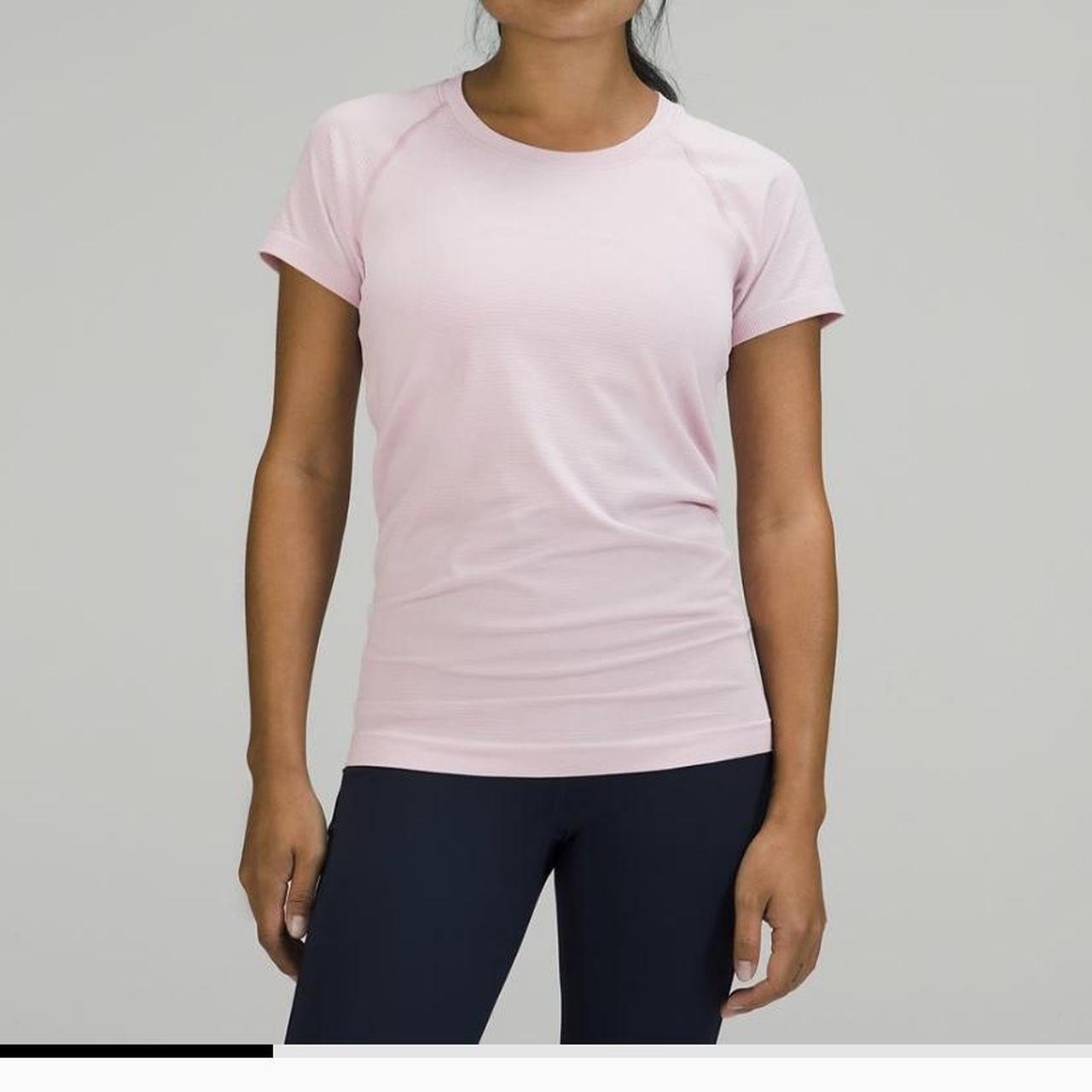 Lululemon Women's Pink Tshirt Depop