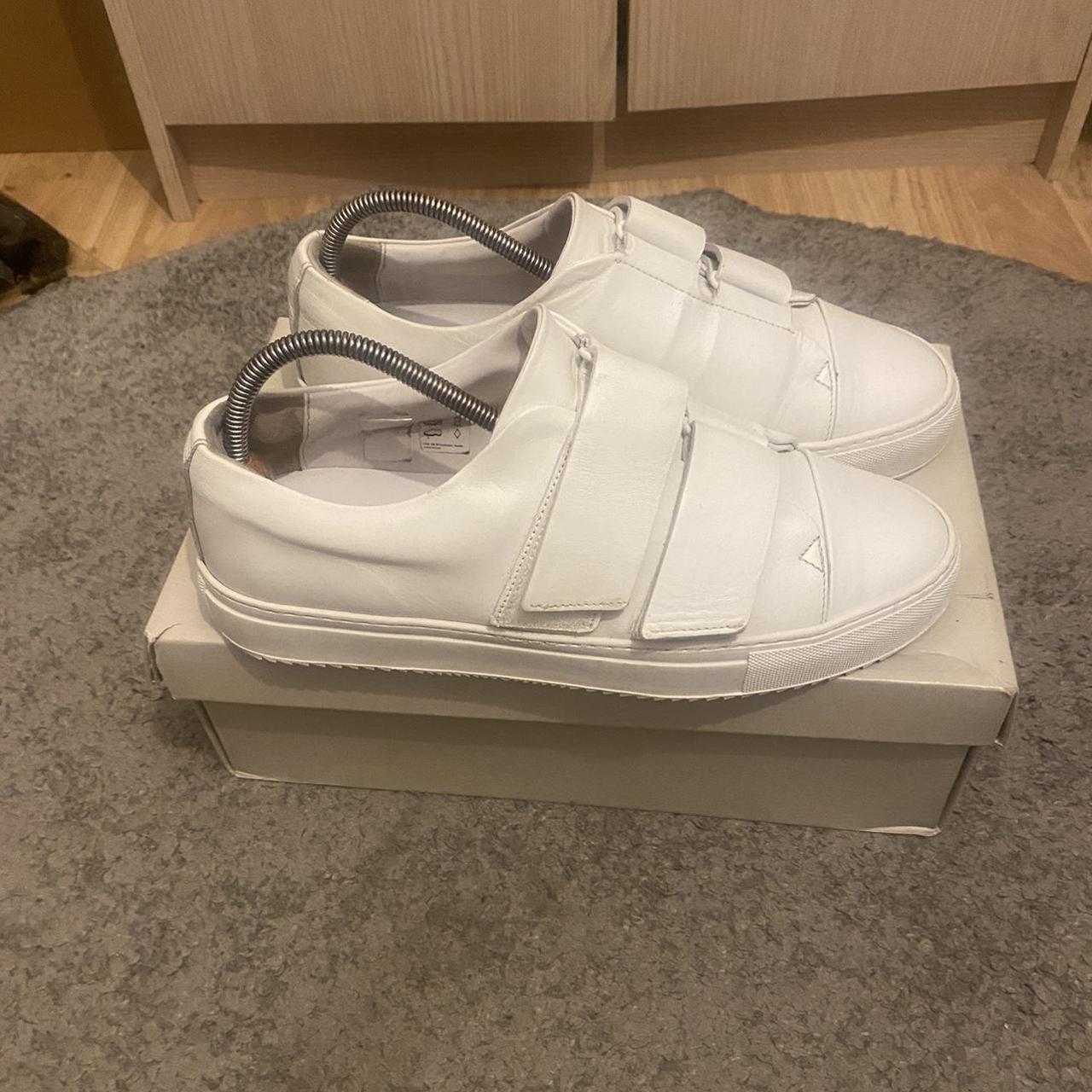 Cos white hot sale leather sneakers