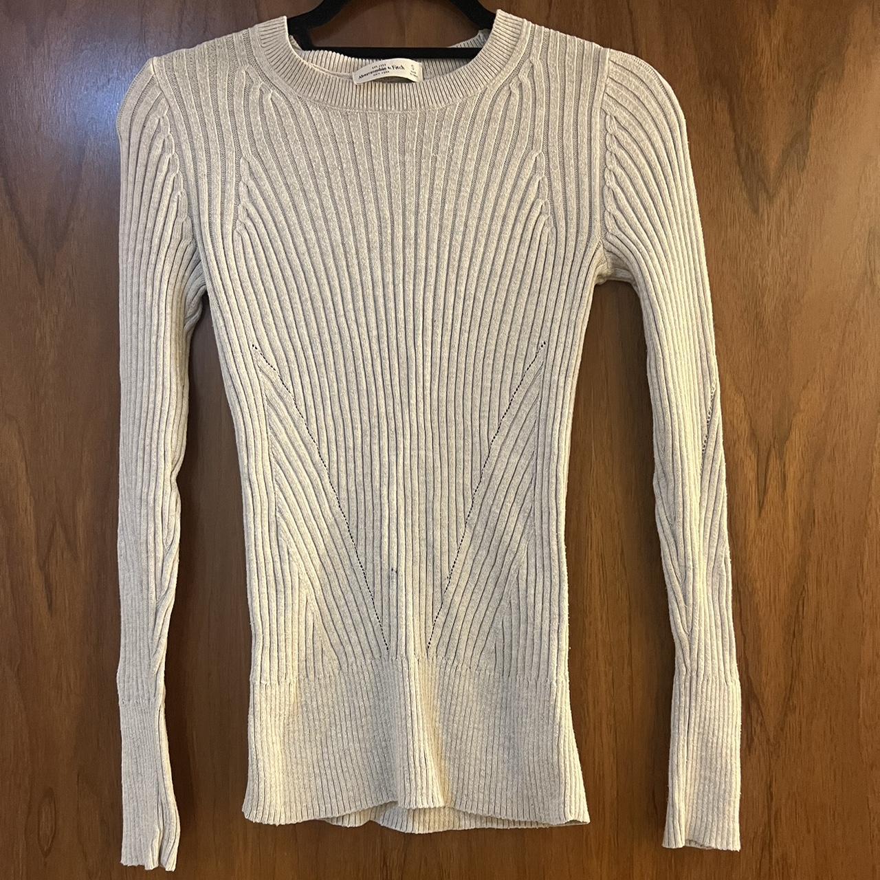 Abercrombie and fitch knit jumper Cream Super... - Depop