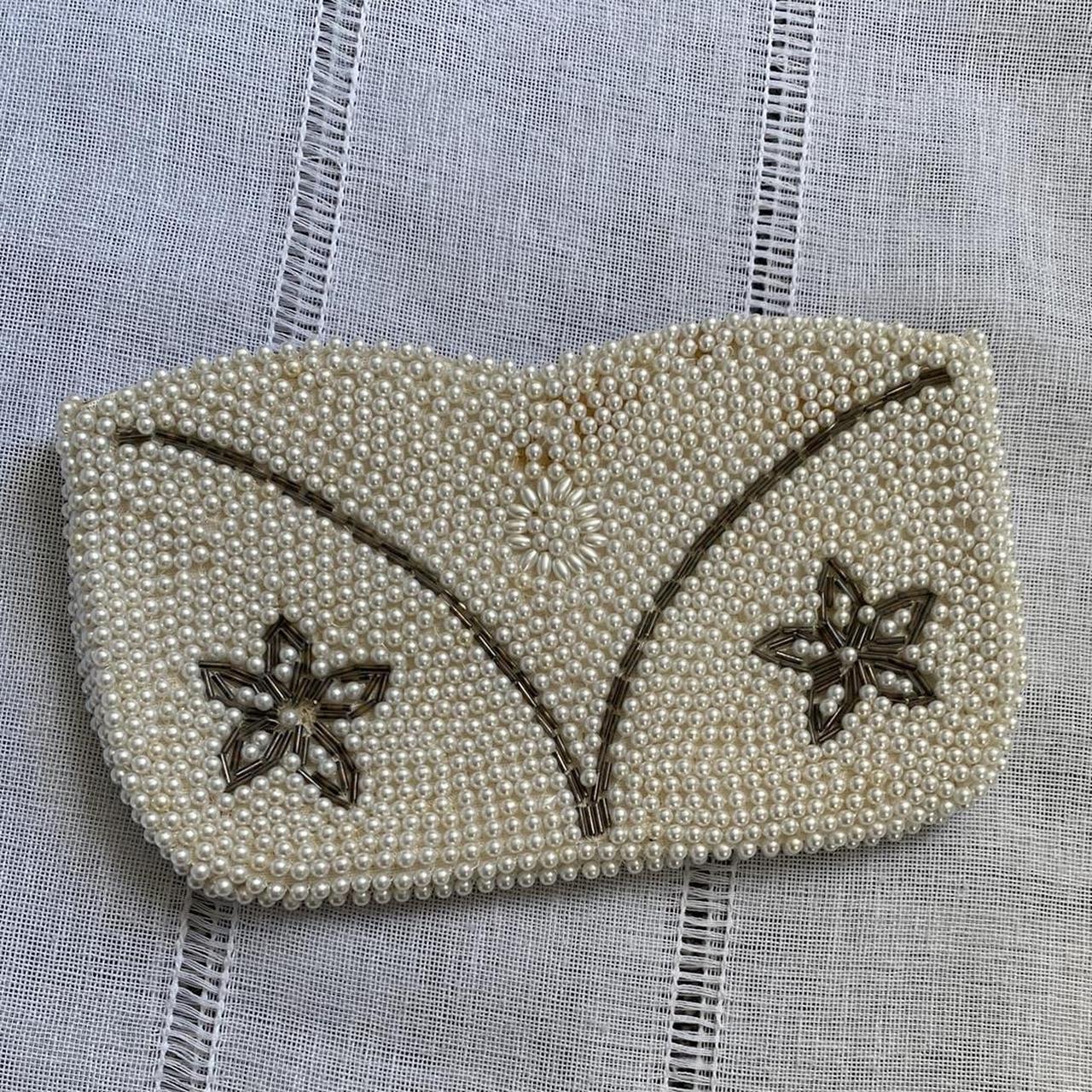 item listed by radiatejoyclothing