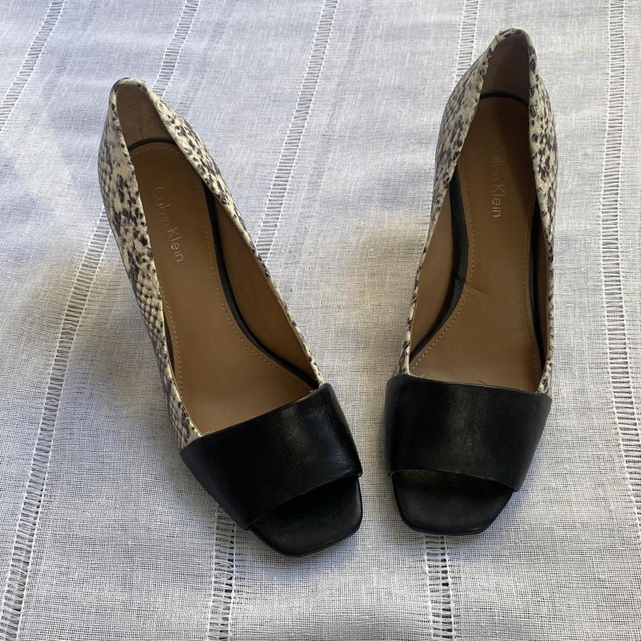 item listed by radiatejoyclothing