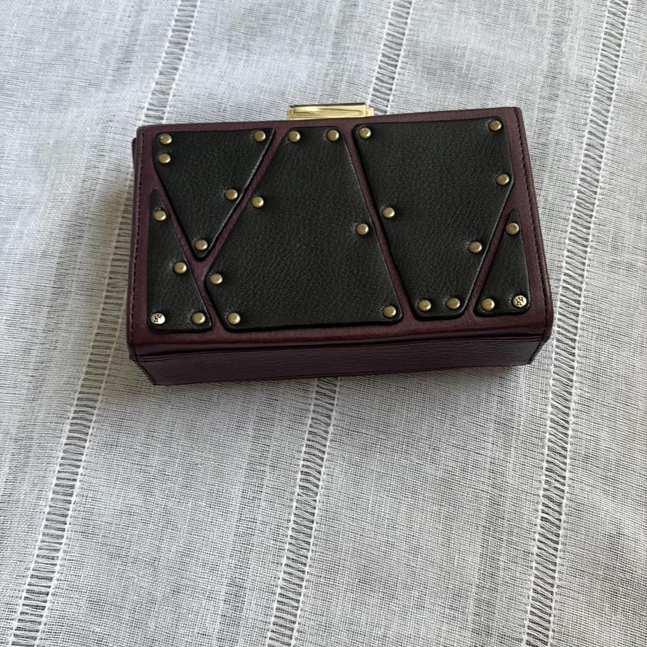 item listed by radiatejoyclothing