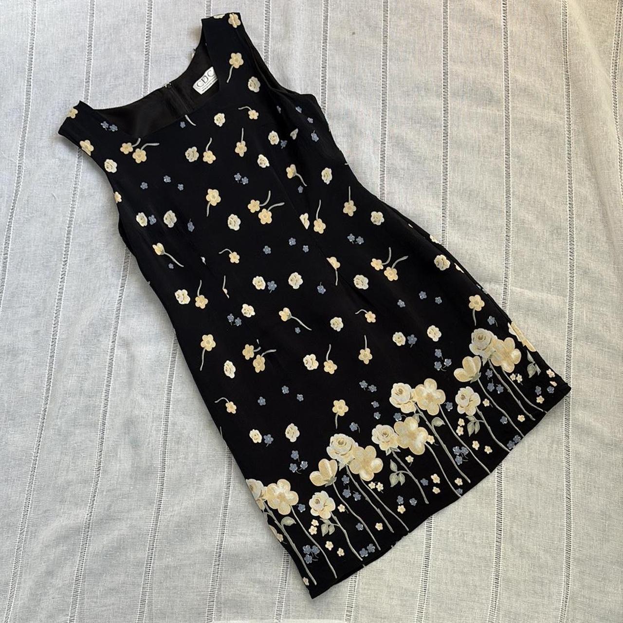 item listed by radiatejoyclothing