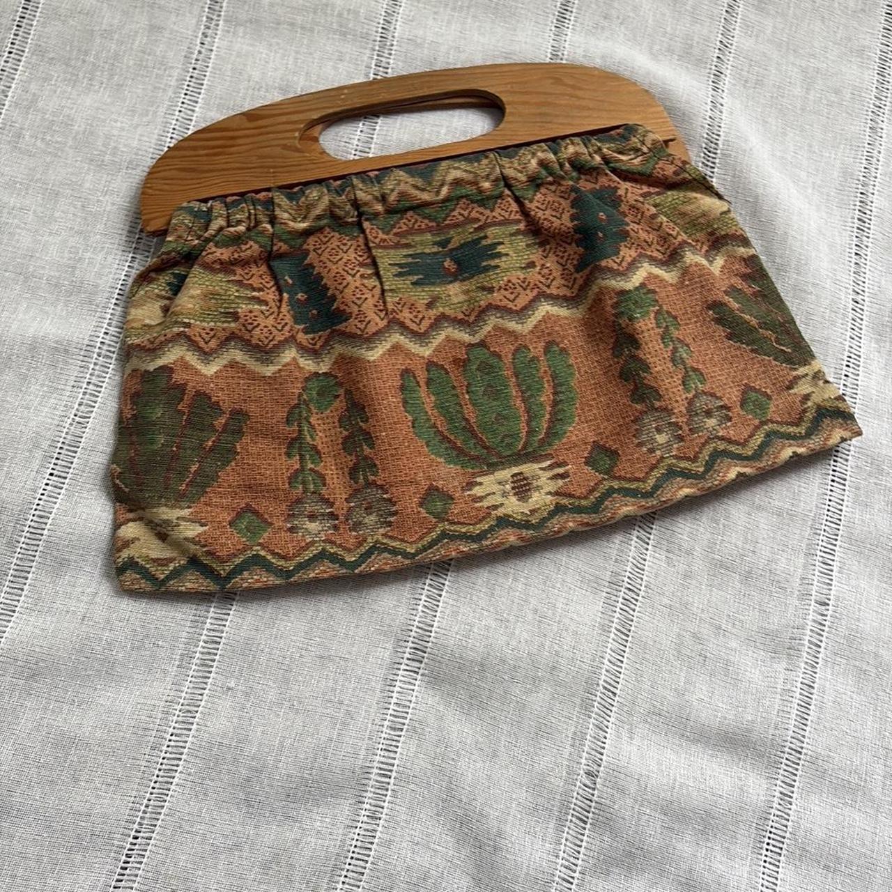 item listed by radiatejoyclothing