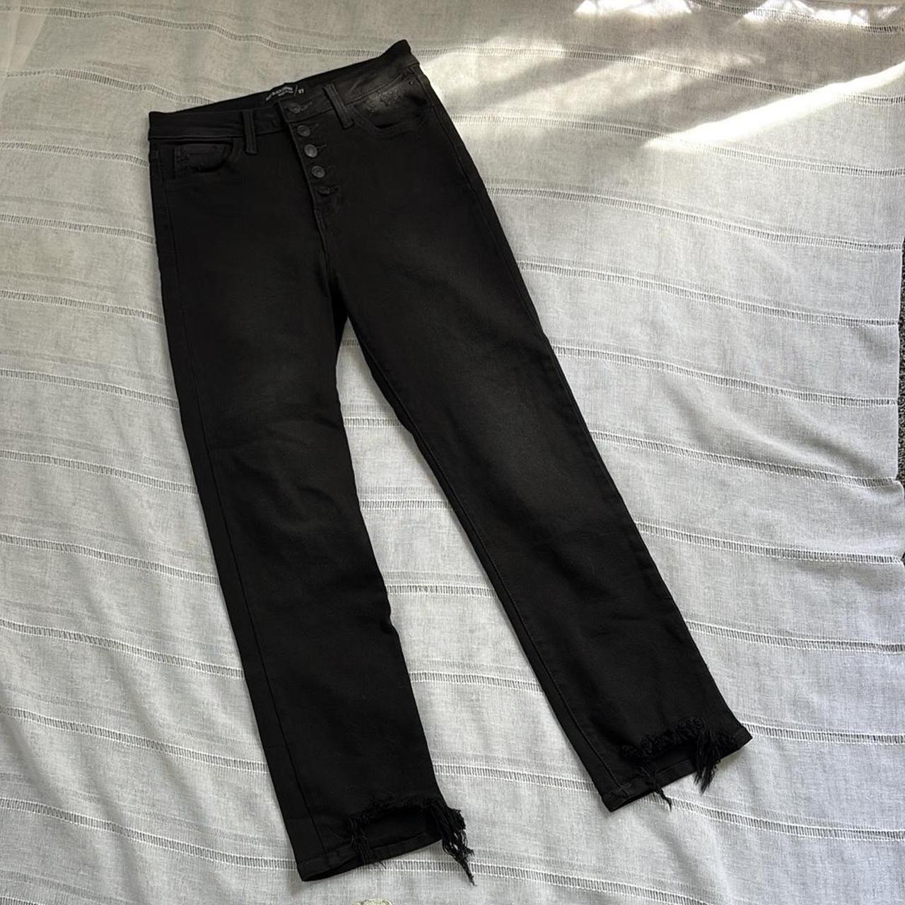 item listed by radiatejoyclothing