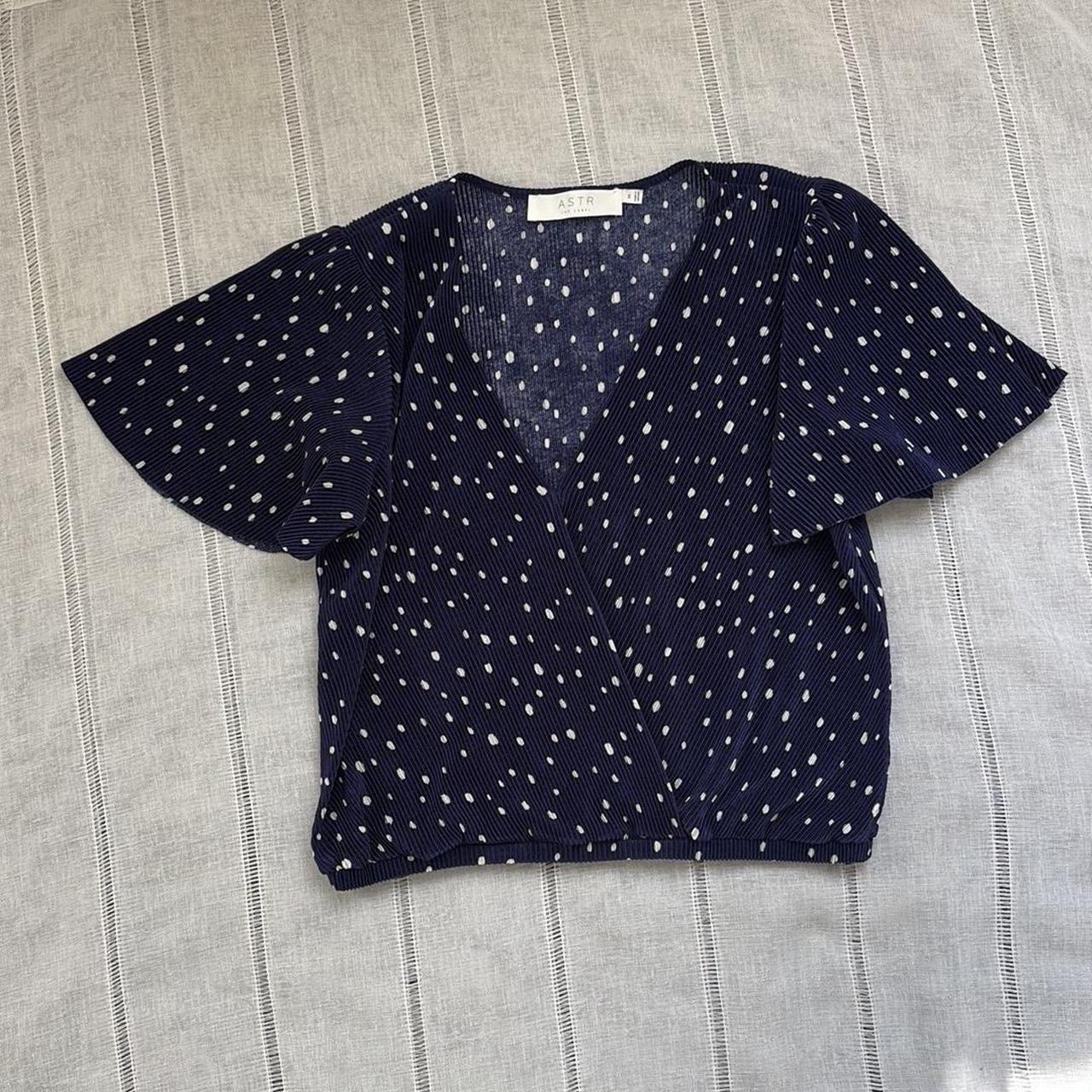 item listed by radiatejoyclothing