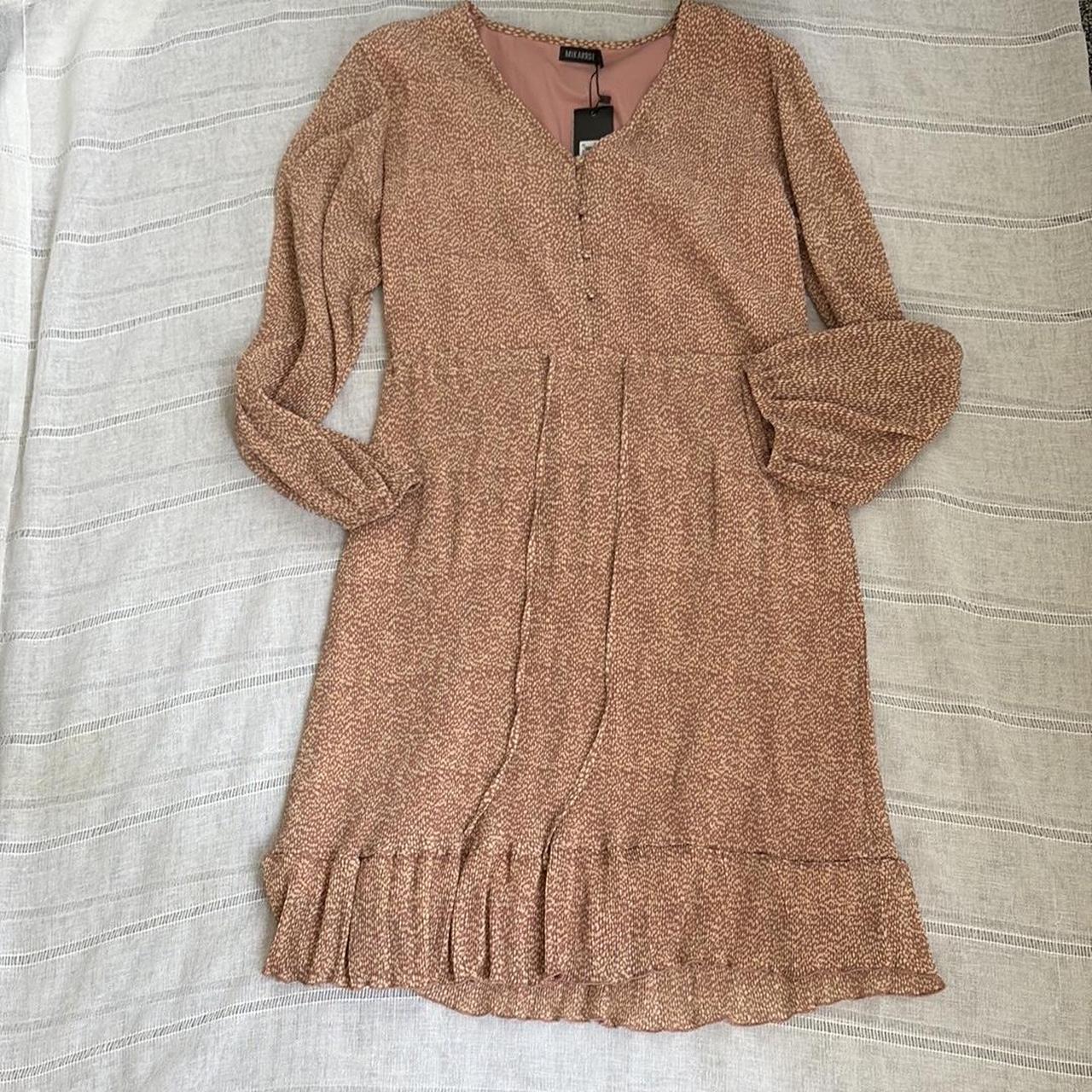 item listed by radiatejoyclothing
