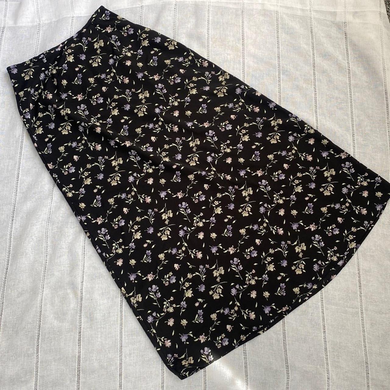 item listed by radiatejoyclothing