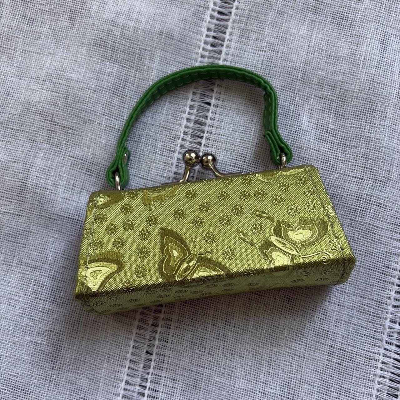 item listed by radiatejoyclothing