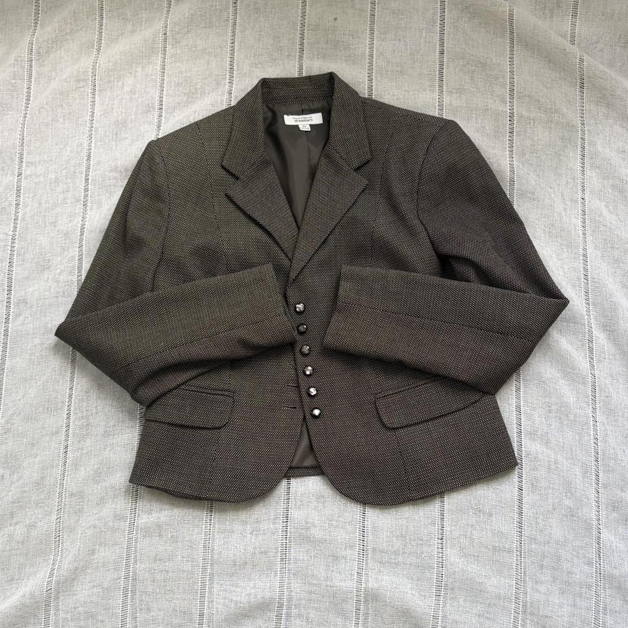 item listed by radiatejoyclothing