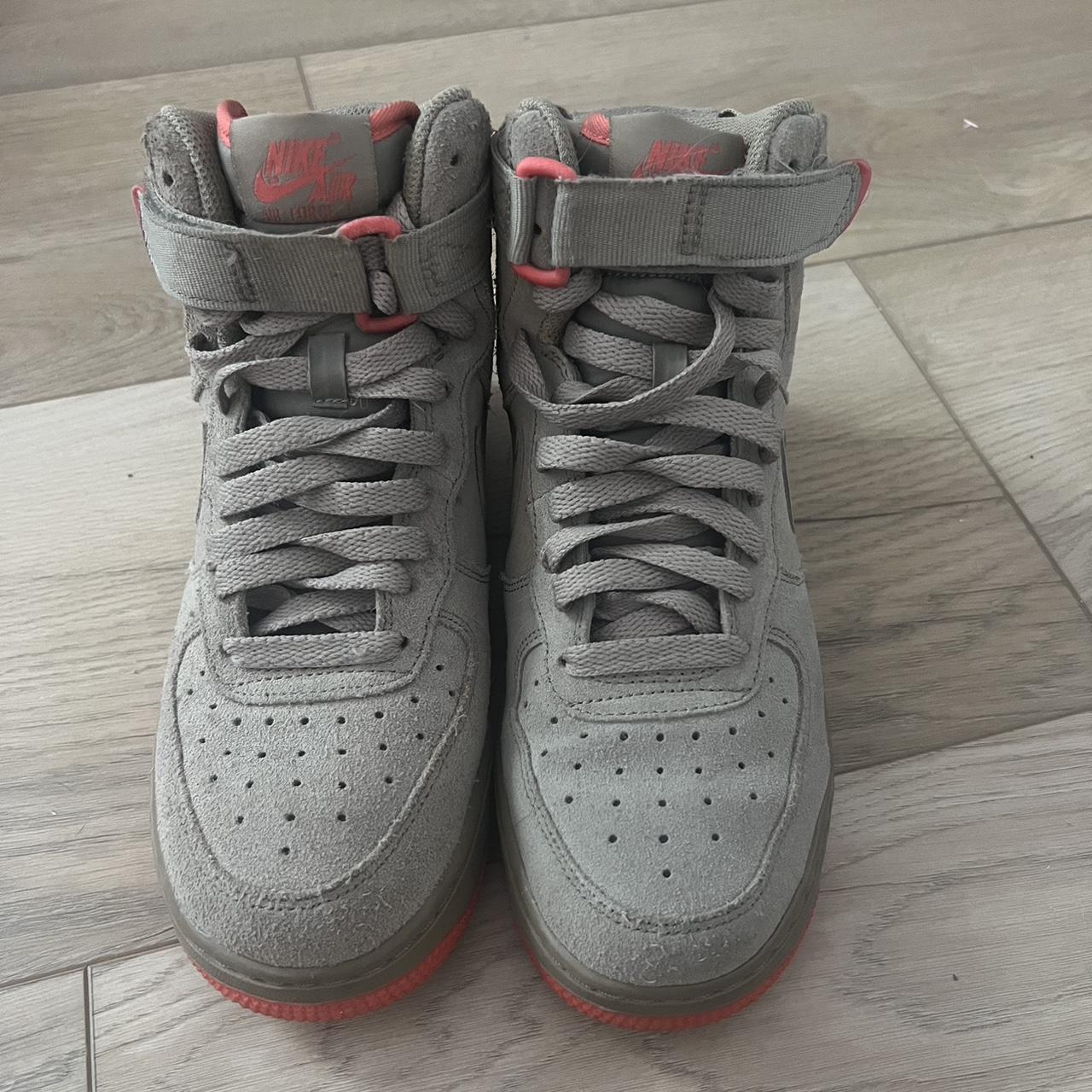 Nike Air force mids orange bottom size 6y - Depop