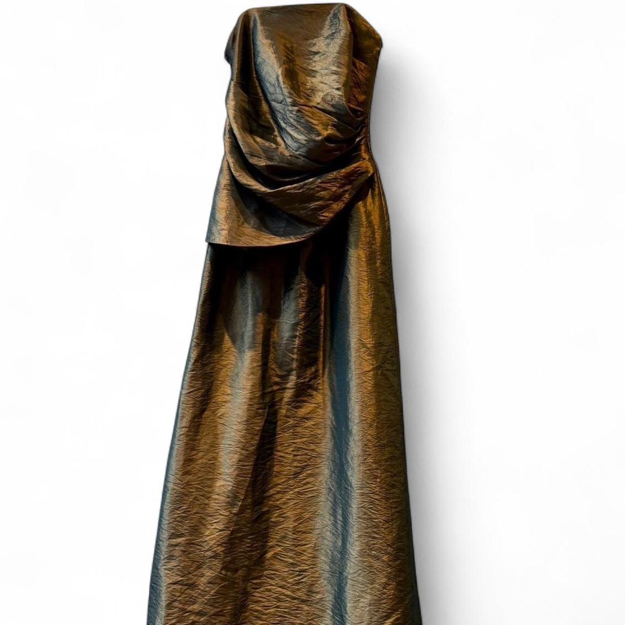 item listed by annadresses21