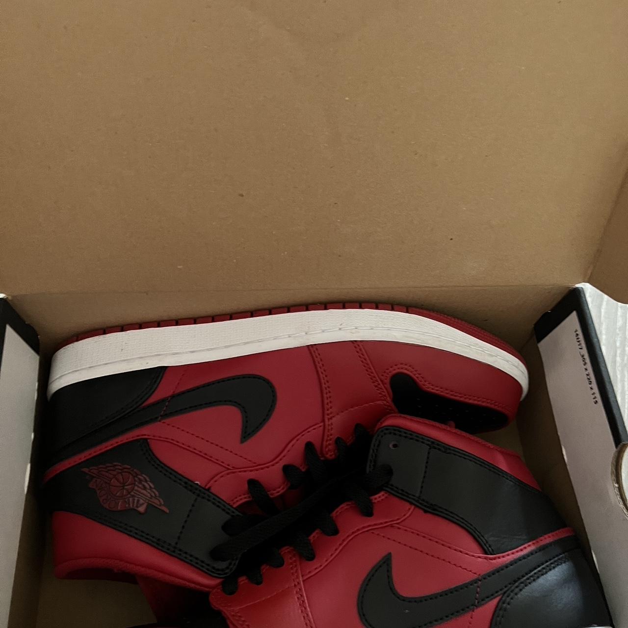 jordan 1 electric green gym red