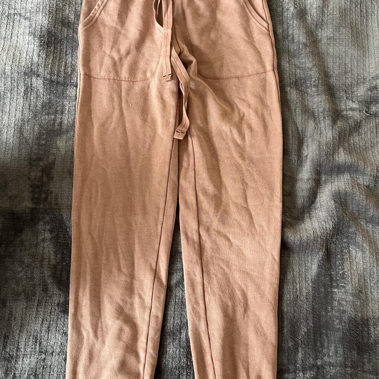 item listed by addyson_y_v