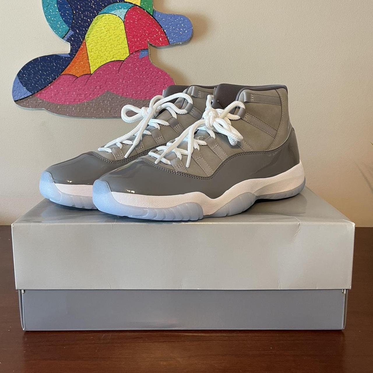 Deadstock hot sale jordan 11