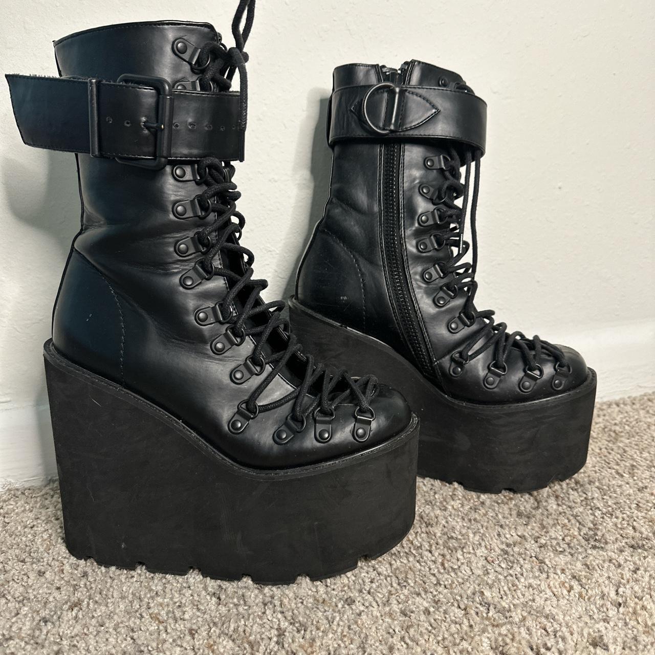 demonia black boots