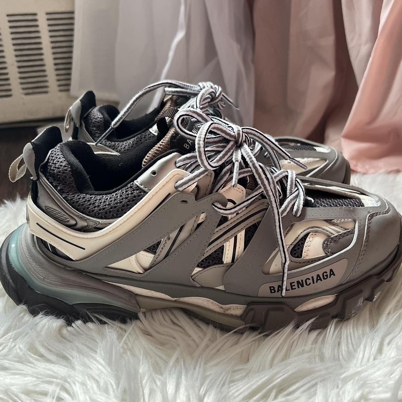 Balenciaga Women's Trainers (4)