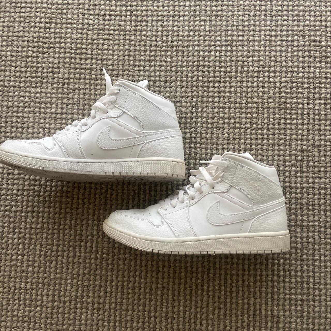 nike air jordan wide width