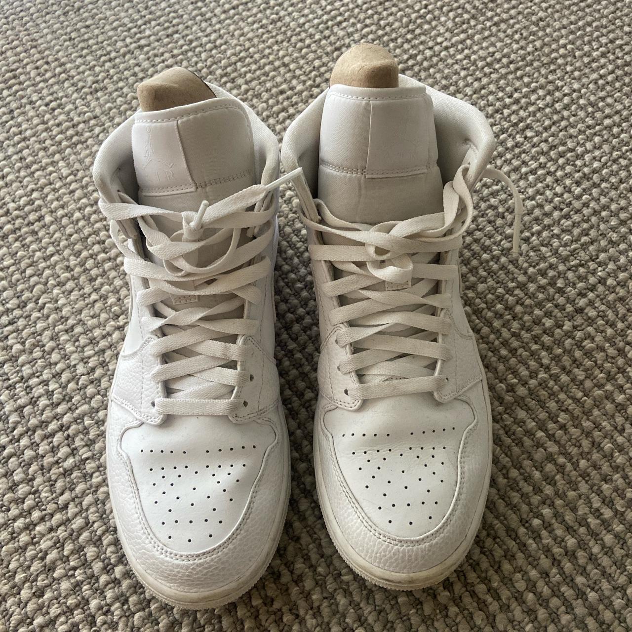 nike air jordan wide width