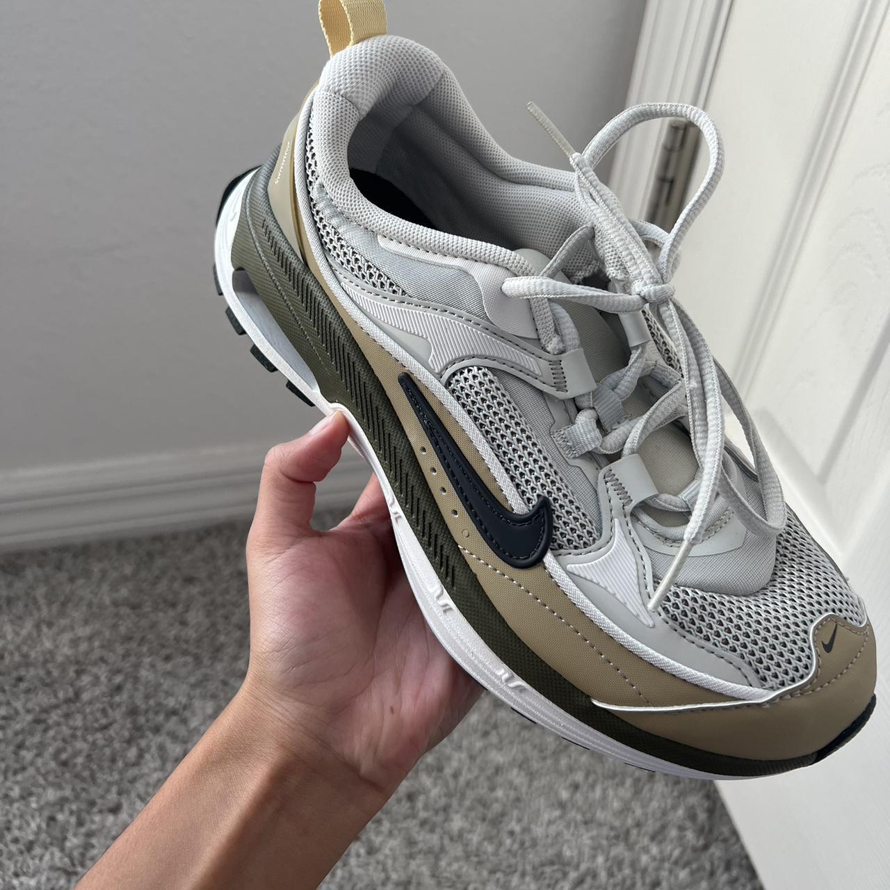 bliss lux slim fit nike