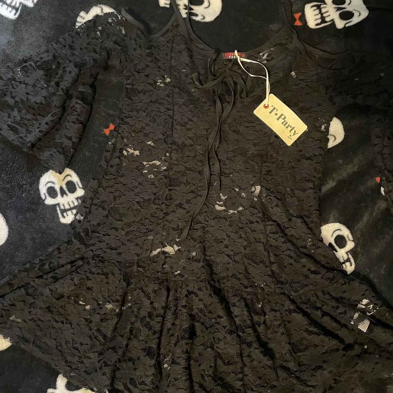 item listed by katghoulish
