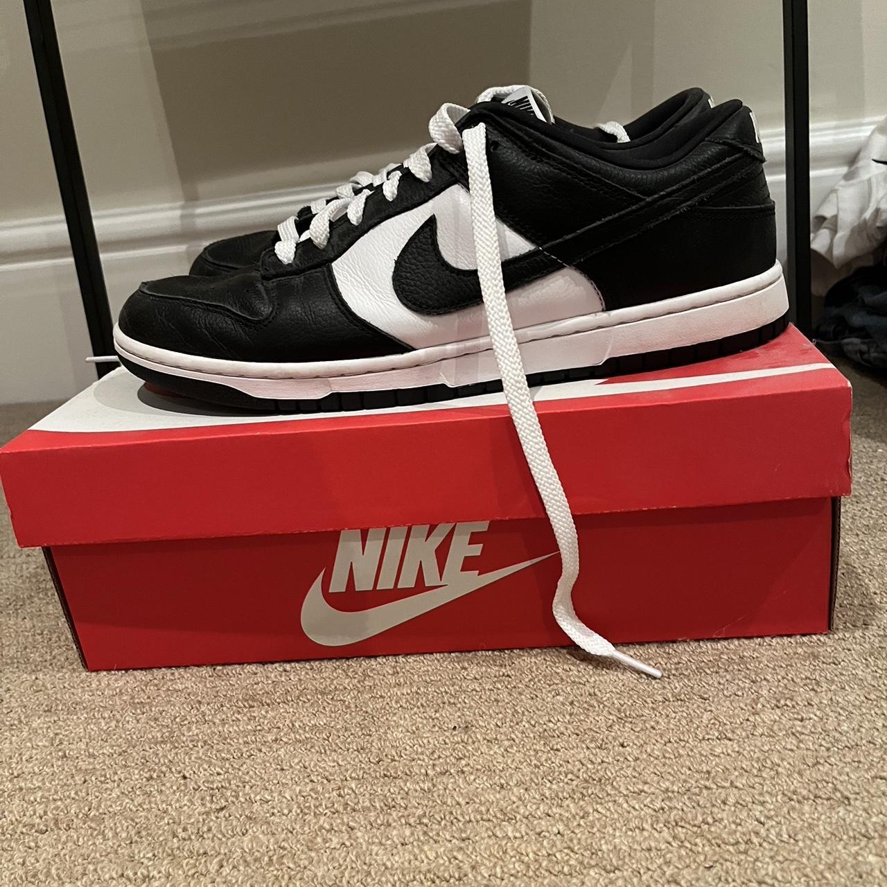 Men's Black and White Trainers Depop