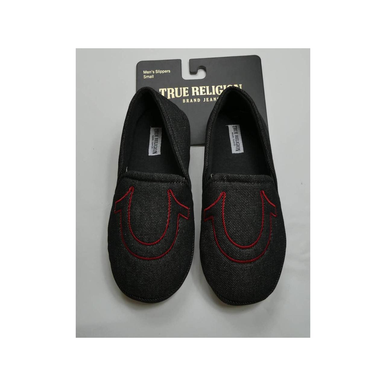 Mens slippers sales small sizes