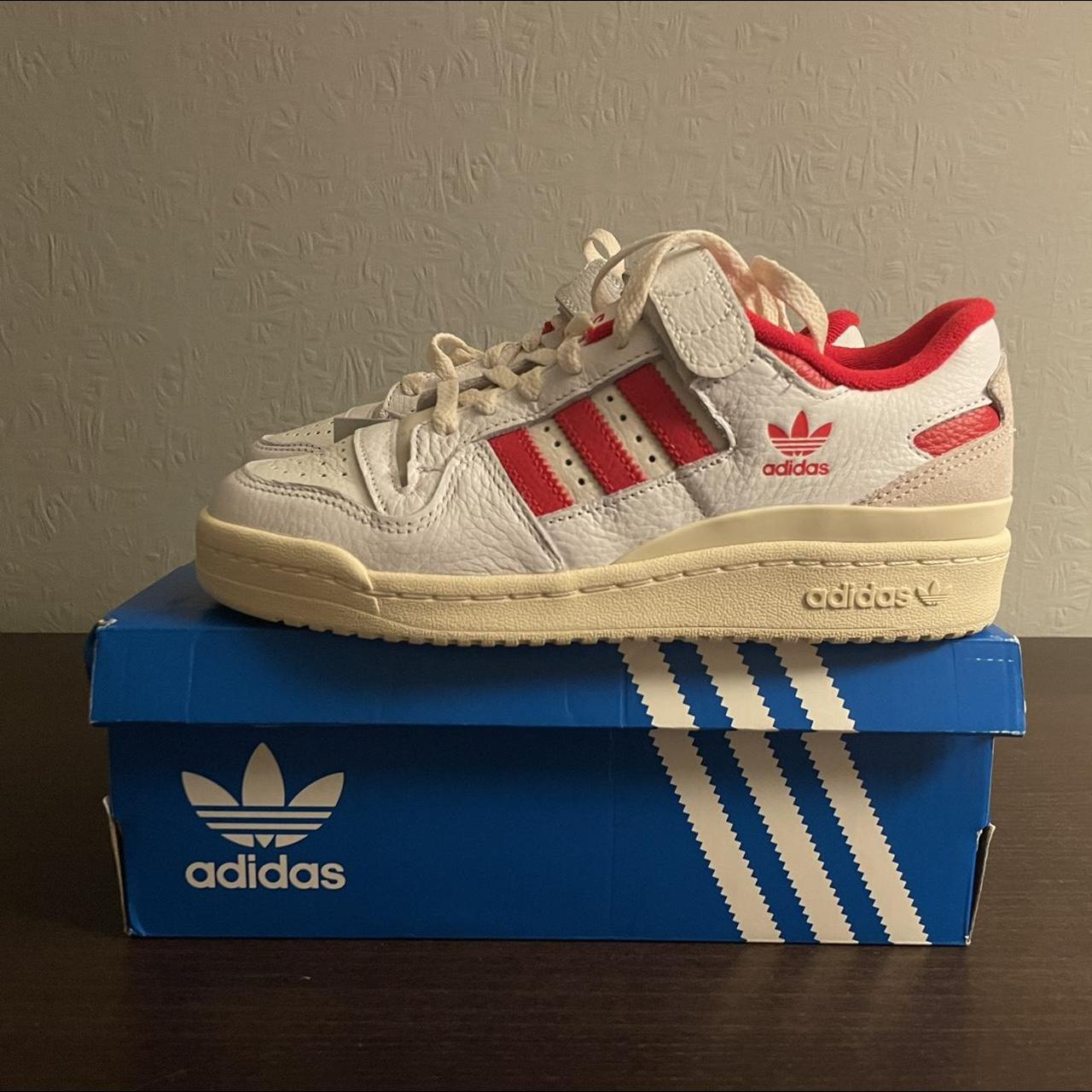 Adidas 84 forum low red and white Perfect condition... - Depop