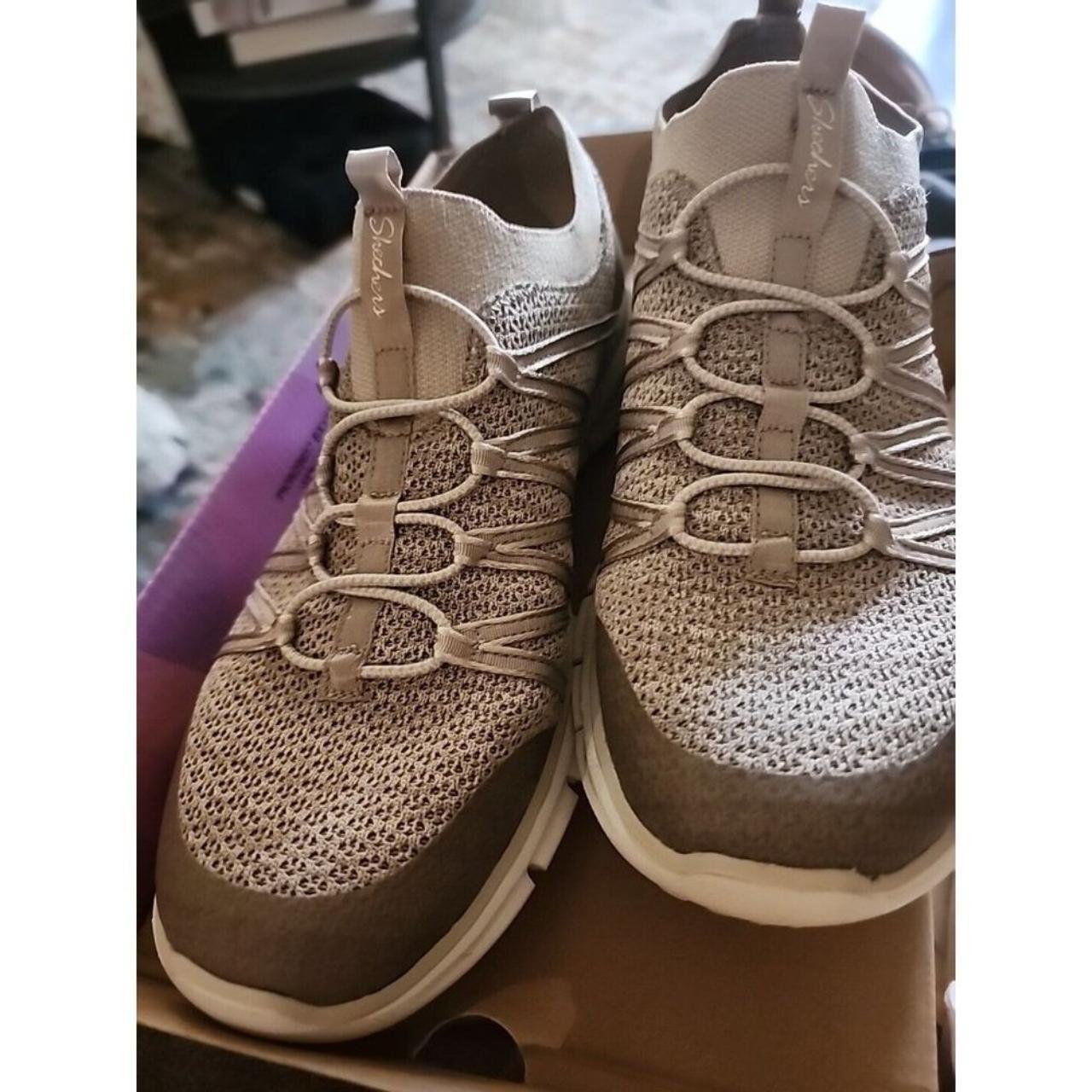 Skechers Womens Sz 8 Glider Tuneful 22874 Taupe. Depop