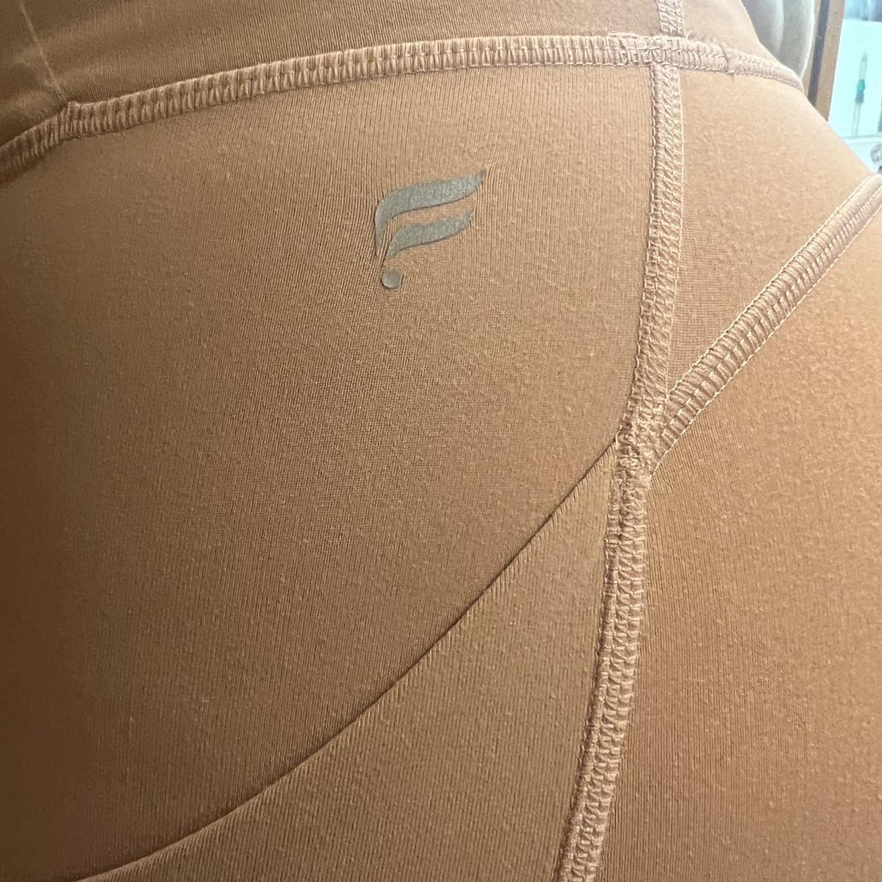 women's fabletics leggings - Depop