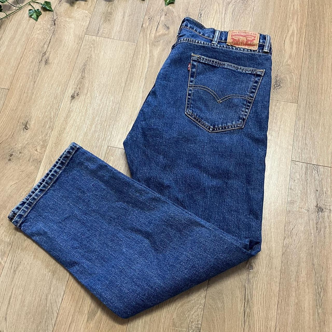 MEN'S LEVIS 505 JEANS SIZE W38 L30 Pre-loved men’s... - Depop