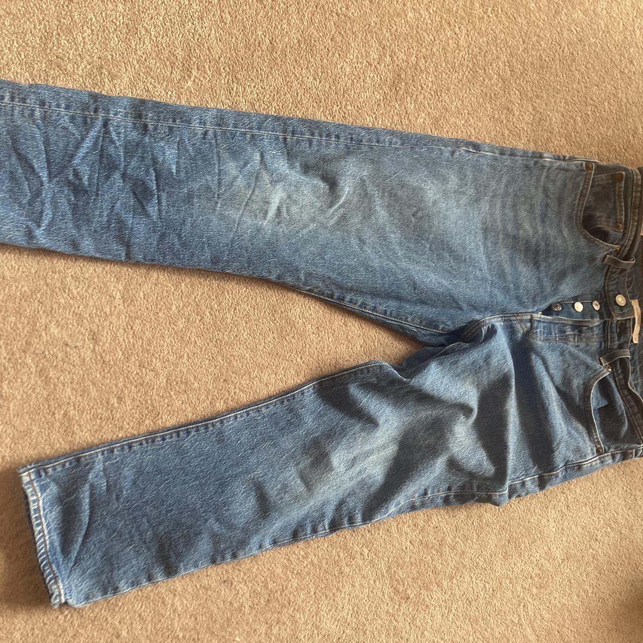 Levi’s wedgie- high waste, great condition. Sz 31 - Depop