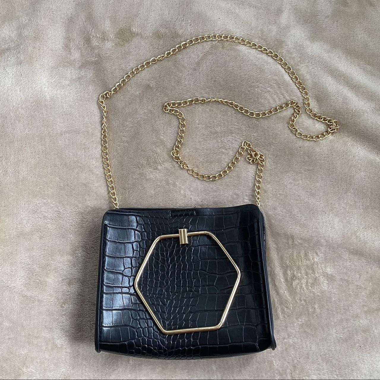 Primark Women's Black and Gold Bag | Depop