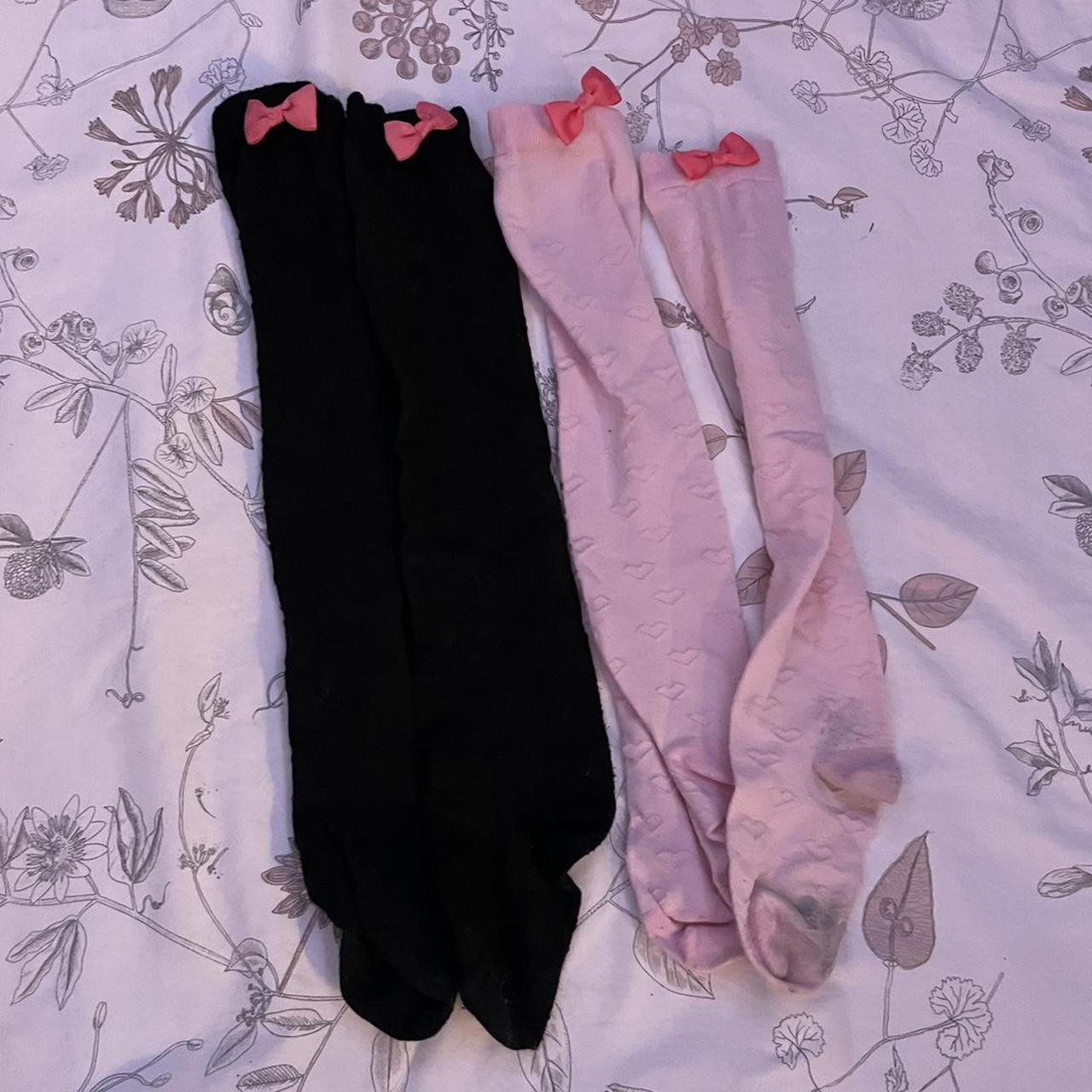 Hot Topic Women's Pink and Black Socks