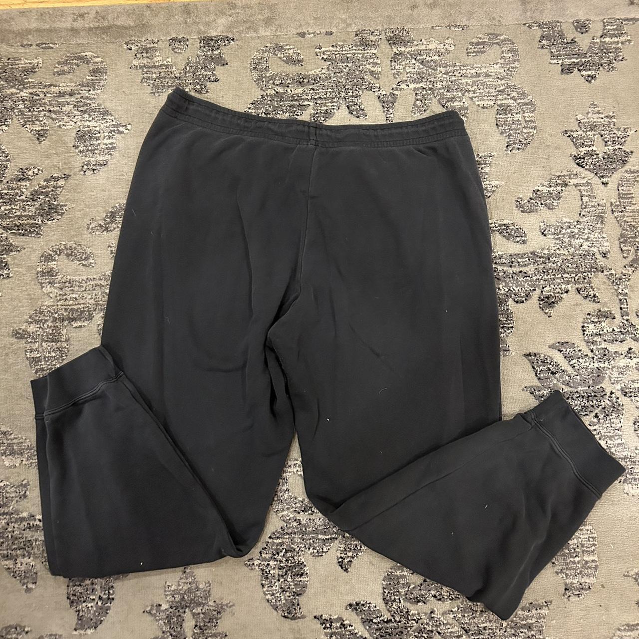 Sz. XL black mens nike sweats. good condition. #nike - Depop