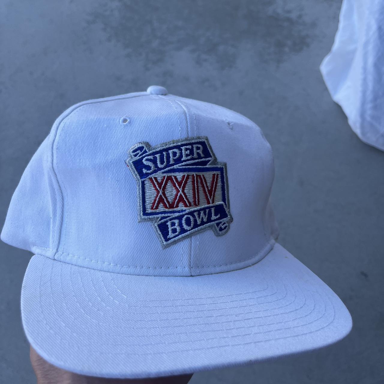 1989 NFL Super bowl White Snapback Cap - Depop