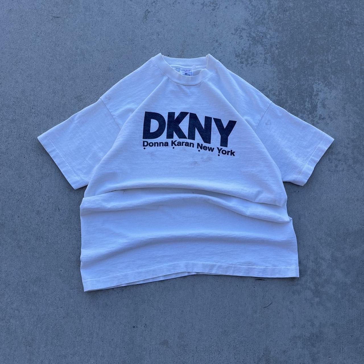 90s dkny discount t shirt