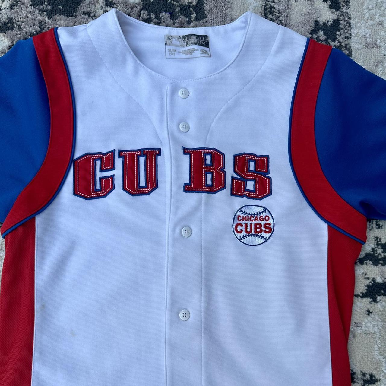 Cubs shirt. In great condition and a good seasonal - Depop