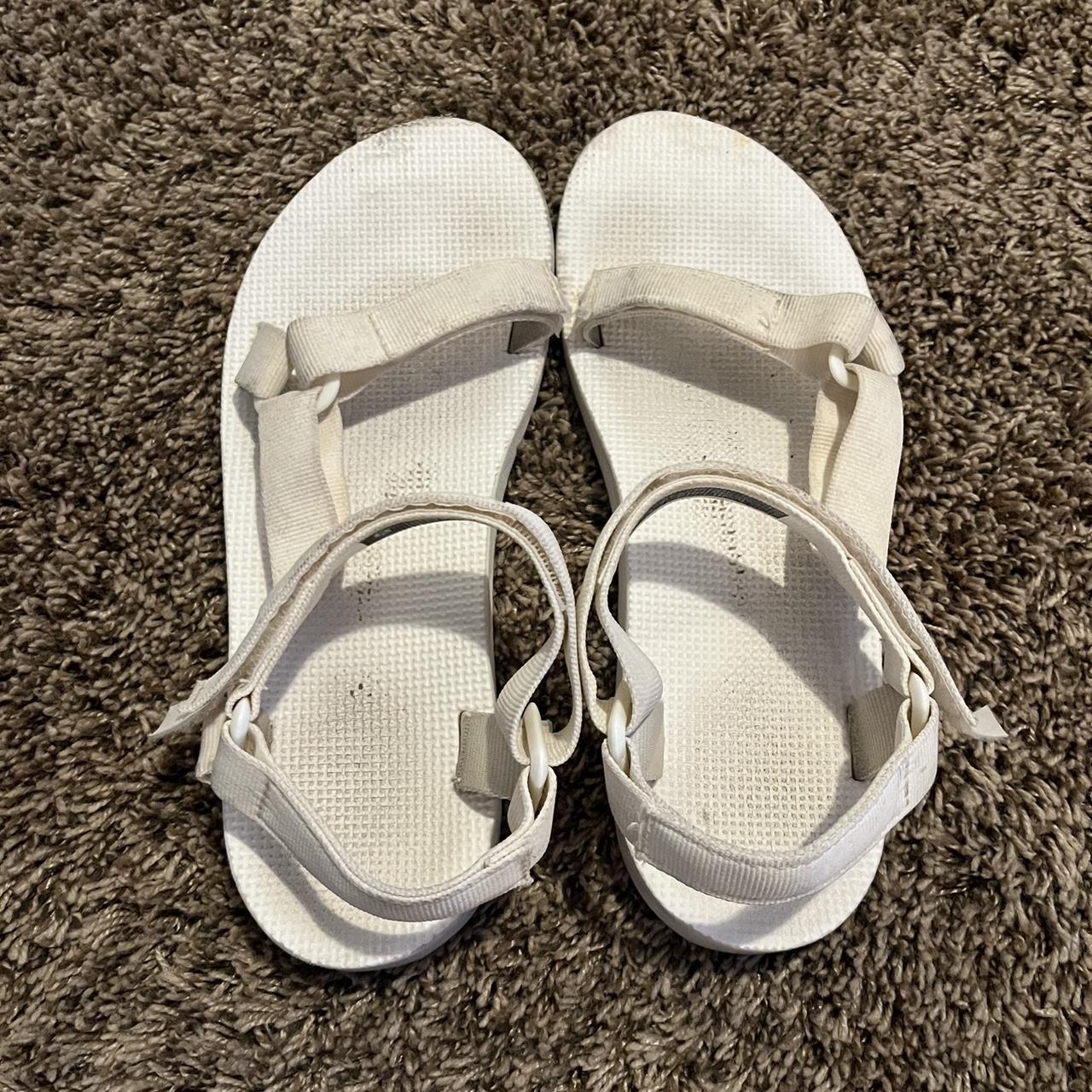 womens white tevas