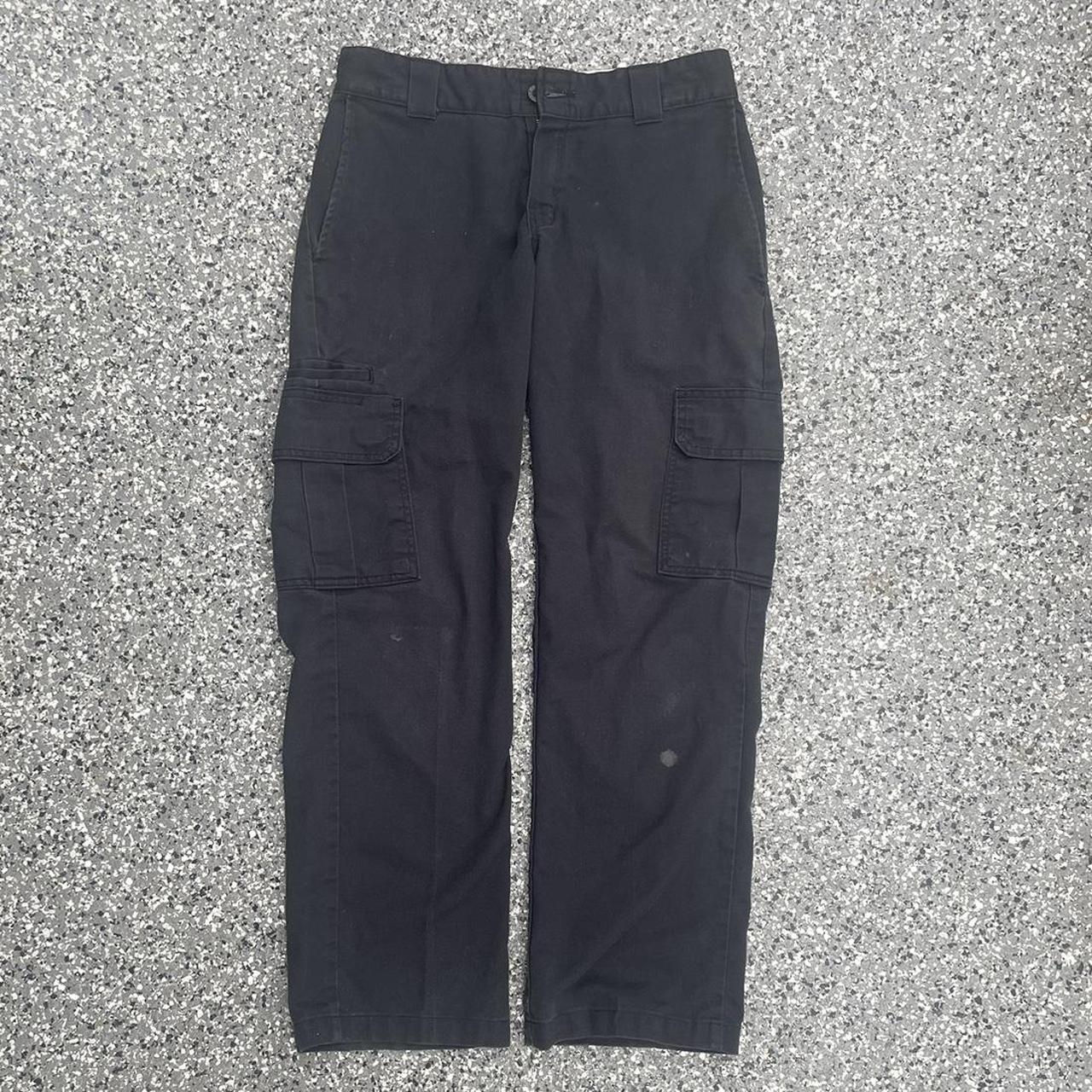 Black dickies cargo pants Doesn’t fit me anymore... - Depop