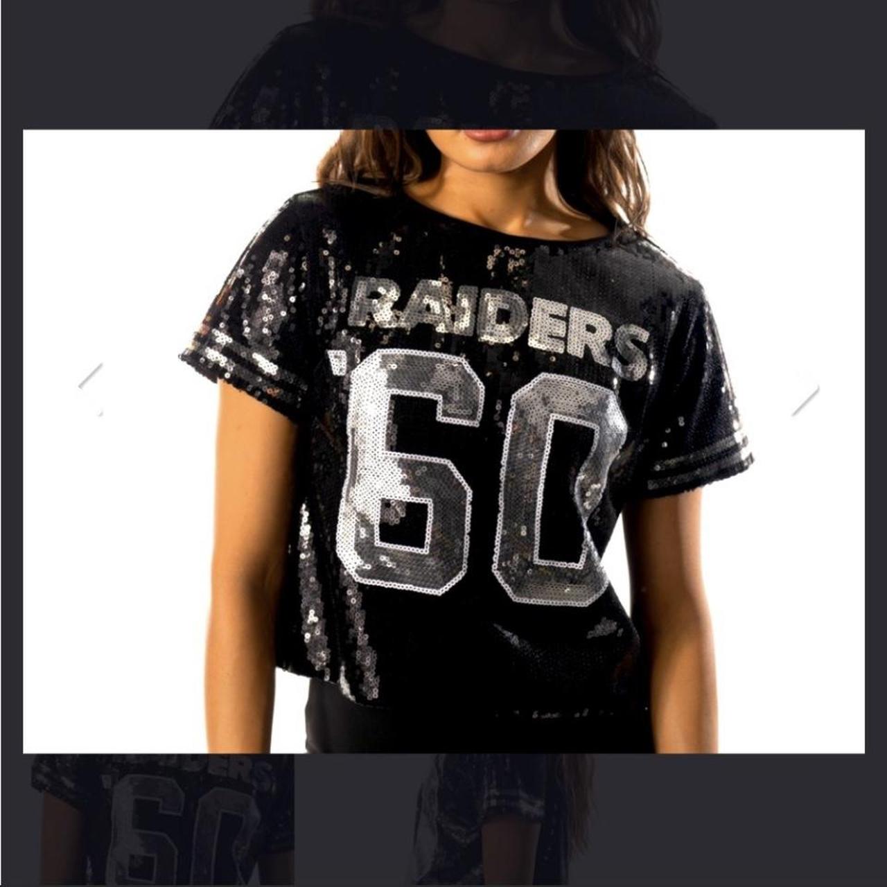 Product Detail  LAS VEGAS RAIDERS SEQUIN SHORT SLEEVE CROPPED TEE