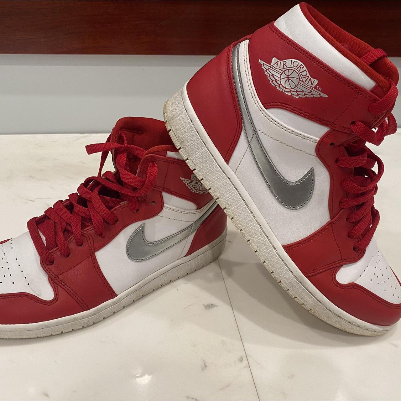 Silver medal hot sale jordan 1