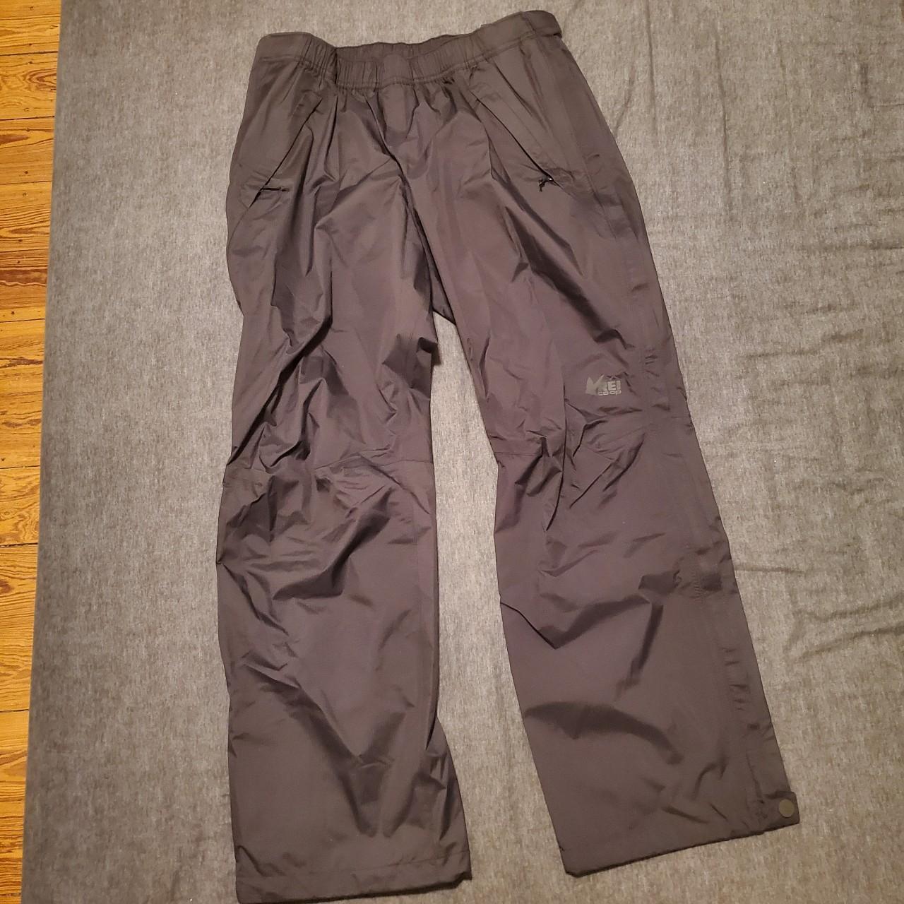 REI Essential Petite Rain Pants M These no longer... Depop