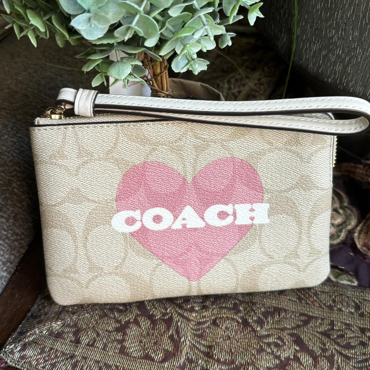 Coach wristlet offers wallets for women authent